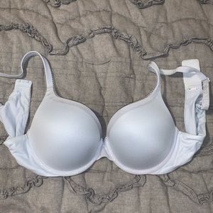 Victoria’s Secrets Bra 36C Blue